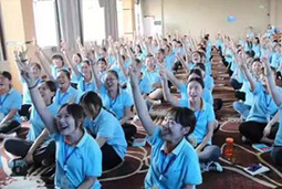 ��ƴ���������������������ഺ �� ���Ρ�(�й���)�����ٷ���վ-YY SPORTS�����ڶ������������˶���ס��Ч��