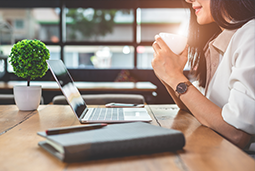 ���Ρ�(�й���)�����ٷ���վ-YY SPORTS���ϣ�Ů����̬������� δ���Ա�����û��ô��