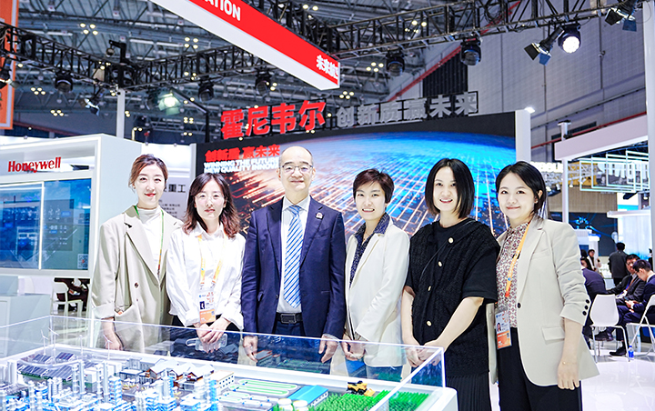 ����������Դ��Ӧ�����Ρ�(�й���)�����ٷ���վ-YY SPORTS�����μ����й������Ტ��ͻ����������ϵ